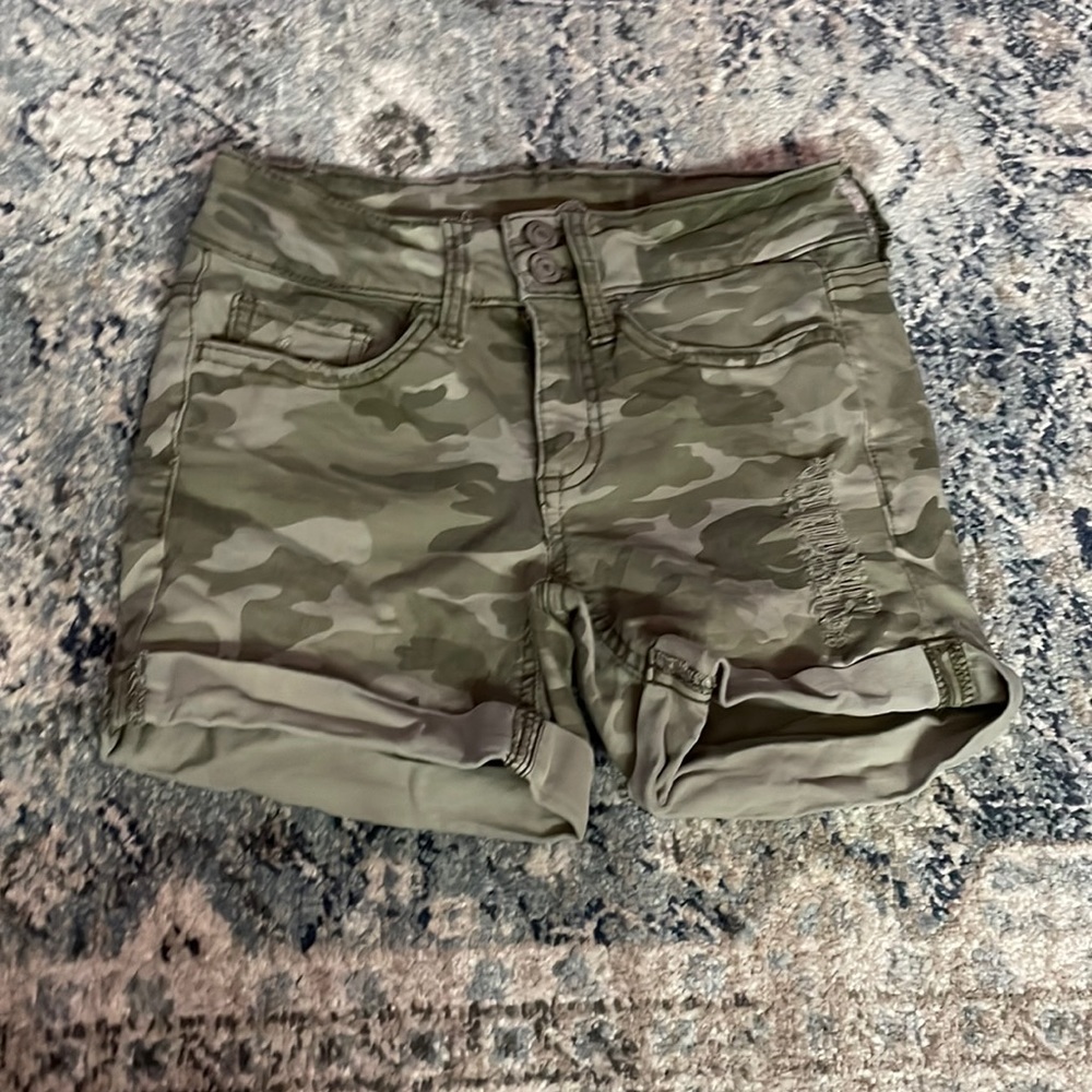 size 0 SO jean shorts